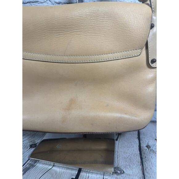 Ferragamo Leather Small Purse Wooden Closure Tan Vintage Authentic - Picture 8 of 15